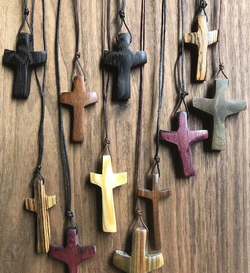 가나공방-나무십자가목걸이